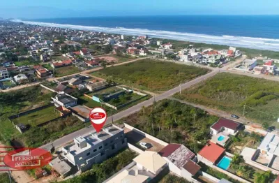 Casa com 3 quartos à venda na Rua Clóvis Bevilaqua, Barra do Saí, Guaratuba