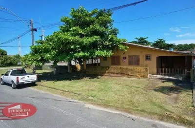Casa com 4 quartos à venda na Rua Uruguai Esquina Com Rua La Paz, Nereidas, Guaratuba