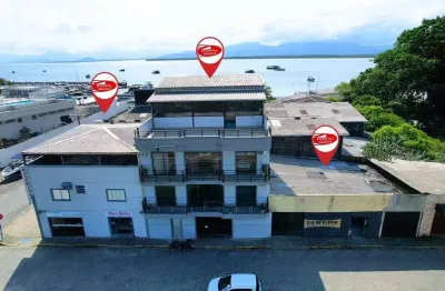 Casa à venda na Avenida Ponta Grossa, 69, Centro, Guaratuba