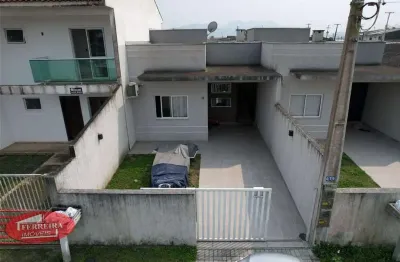 Casa com 3 quartos à venda na Avenida Prefeito Miguel Jamur, 420, Piçarras, Guaratuba