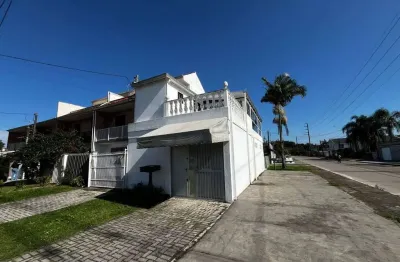 Casa com 6 quartos à venda na Alexandre Correia, 350, Cohapar, Guaratuba