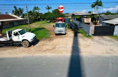 Terreno à venda na Rua Ivaí, Piçarras, Guaratuba