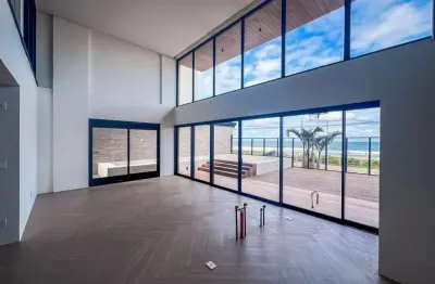 Sunrise - apartamento diferenciado frente mar na praia brava - itajaí