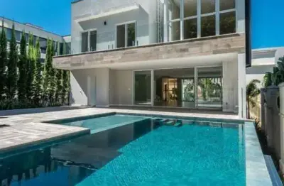 Condomínio porto riviera exclusive - casa decorada com 04 suítes na praia brava