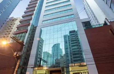 Luar biasa - apartamento mobiliado com 03 suítes balneário camboriú