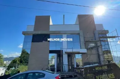 Casa alto padrão à venda com 04 suítes e linda vista mar localizado em itapema - sc