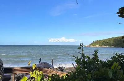 Terreno com  rua asfaltada á venda na praia de taquaras em balneário camboriú