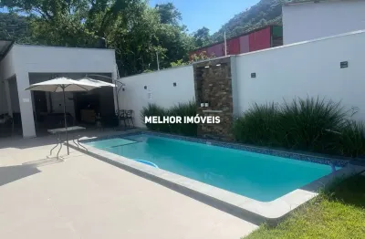 Casa para alugar no bairro da barra em balneário camboriú.
