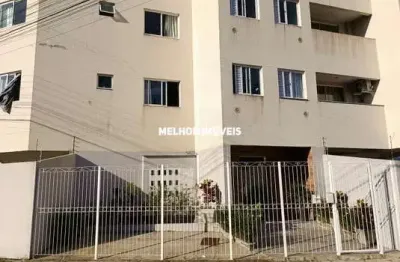 Costa leste - apartamento á venda com 2  dormitórios uma vaga de garagem privativa localizado em itapema.