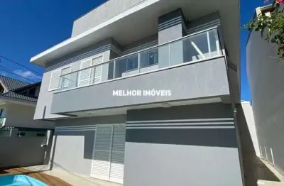 Casa em frente mar a venda em meia praia, navegantes/sc.