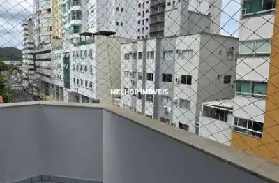 Locação Anual Semi Mobiliado com 02 Dormitórios no Centro de Balneário Camboriú