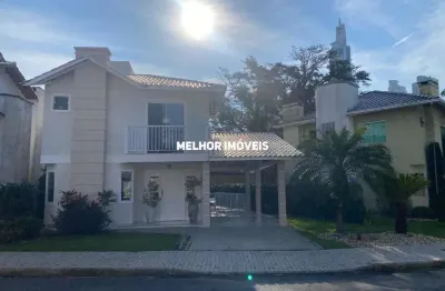 Casa á venda em Condomínio fechado, localizado no bairro Barra em Balneário Camboriú
