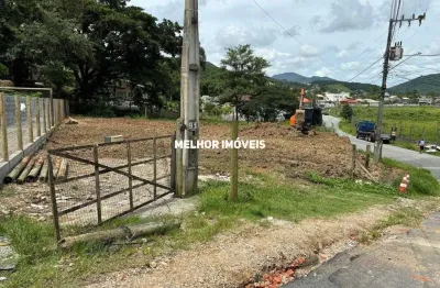 Oportunidade Imperdível em Balneário Camboriú - Terreno de Esquina.