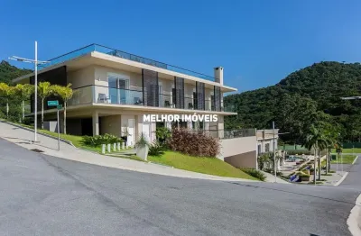 Casa alto padrão com 05 suítes a venda no bairro da barra  em balneário camboriú