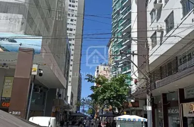 Apartamento com 2 quartos para alugar na Avenida Central, Centro, Balneário Camboriú