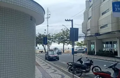 Apartamento com 2 quartos para alugar na Rua 3702, Centro, Balneário Camboriú