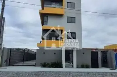 Apartamento c/ 1 suíte + 2 quartos -1 vaga coberta, a 130 metros do mar