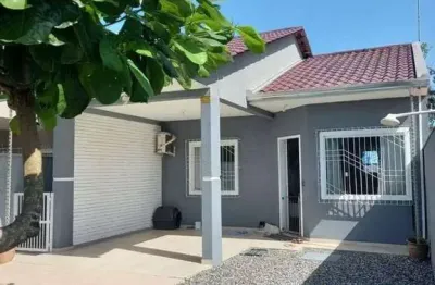 Linda casa no balneário paese apenas 900 metros da praia
