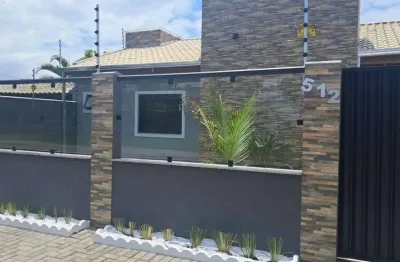 Casa com 3 quartos no balneário sai mirim, à 500 metros da praia