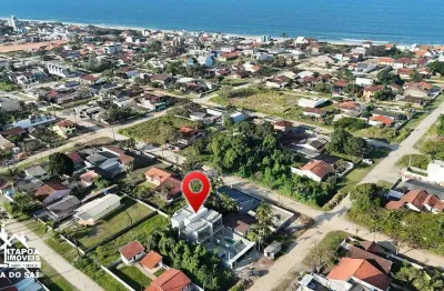Sobrado com 4 quartos, 1 suíte, no balneário sai mirim, a 400m do mar.