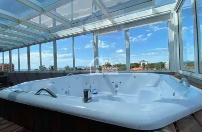 Cobertura duplex com  hidromassagem, apenas 200 metros do mar em itapoá/sc.