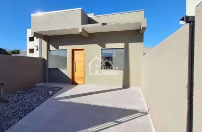 Casa 2 dormitórios/1bwc social, 2 vagas de garagens,  apensas 1200 metros do mar em itapoá/sc.