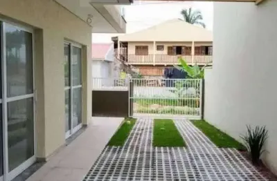 Sobrado apenas 350 metros do mar - balneário cambijú em tapoá - 101m², 2 vagas de garagens.
