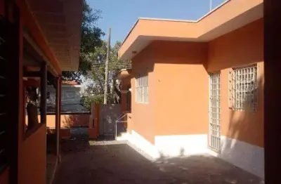 Casa térrea assobradada com 2 dormitórios, amplo quintal com churrasqueira   - vila monumento - são paulo/sp