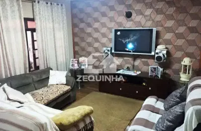 Casa com 3 quartos à venda no Jardim Elvira, Osasco 