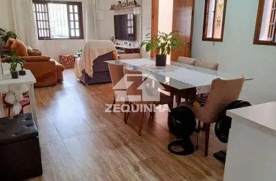 Casa com 3 quartos à venda no Jardim Elvira, Osasco 