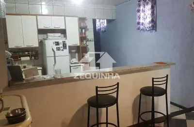 Casa com 4 quartos à venda na Vila Menk, Osasco 
