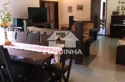Chácara / sítio com 4 quartos à venda no Centro, Juquiá 