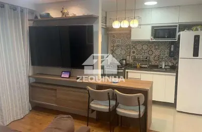 Apartamento com 2 quartos para alugar no Jardim Marilu, Carapicuíba 