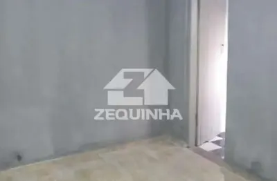 Casa com 1 quarto para alugar no Jardim Ivana, São Paulo 