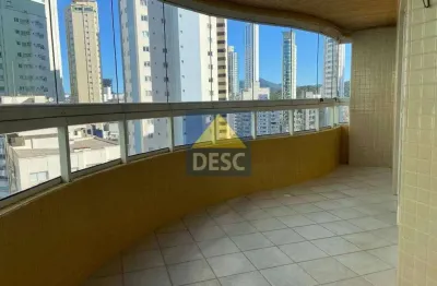 Apartamento para aluguel na quadra do mar com 03 quartos sendo 01 por andar em balneário camboriú