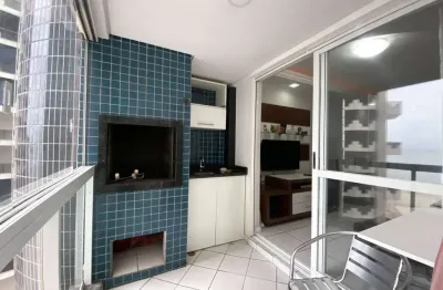 Apartamento quadra mar mobiliado à venda no edifício martinique