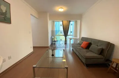 Apartamento com 02 dormitórios mobiliado na quadra do mar em balneario camboriú