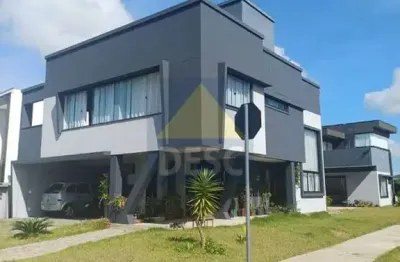 Casa em fase de acabamento à venda no condomínio caledônia private village em camboriú