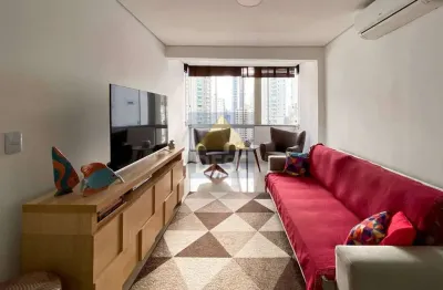 Apartamento andar alto à venda no edifício saint tropez frente mar em balneário camboriú