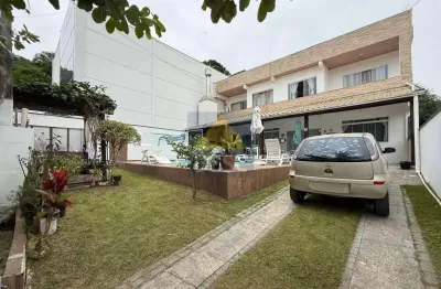 Casa com 4 dormitórios à venda no bairro nova esperança em balneário camboriú