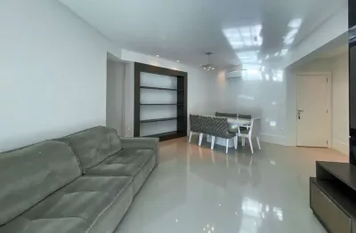 Apartamento quadra mar com 3 suítes para locação no ed. grand royale em balneário camboriú