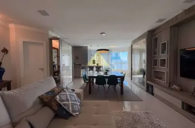 Apartamento mobiliado quadra mar com 3 dormitórios à venda no ed. monte bianco em balneário camboriú