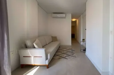 Apartamento com 2 suítes para locação no edifício granada em balneário camboriú