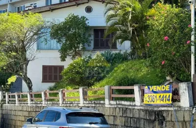 Casa com 2 quartos à venda na Rua Floriano Peixoto, Cabeçudas, Itajaí