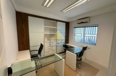 Sala comercial para locação anual com 50m² no centro de balneário camboriú