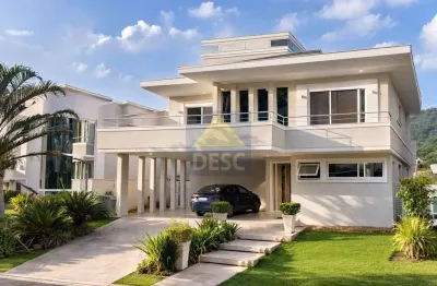 Casa Alto Padrão para Locação Anual em Balneário Camboriú - Bella Vista Club