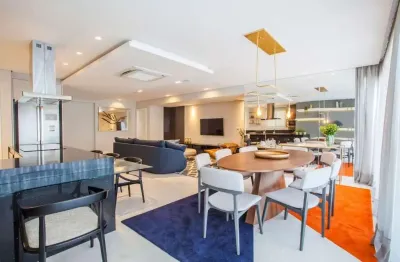 Apartamento decorado e mobiliado à venda em balneário camboriú