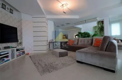 Cobertura à venda no edifício lua europa em balneário camboriú