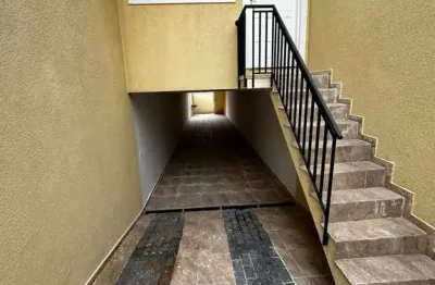 Casa com 3 quartos à venda na Rua Olímpio Nogueira, Jardim Ester Yolanda, São Paulo