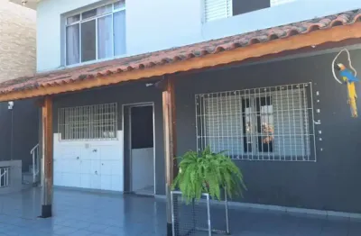Casa com 5 quartos à venda na Rua Francisco Alves Pereira, 118, Jardim Santa Cruz (Zona Norte), São Paulo